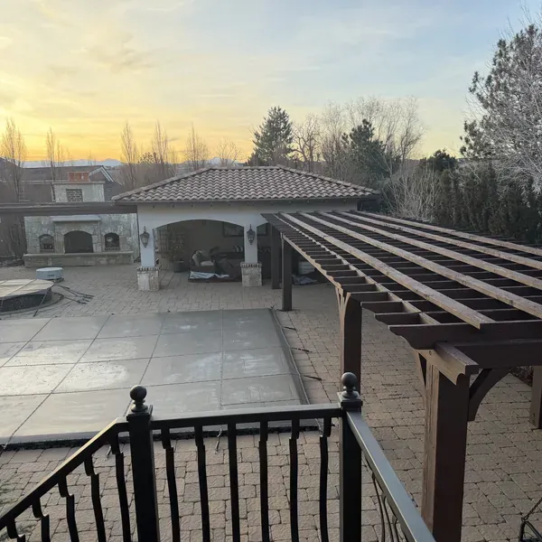 Decking & Handrails 10