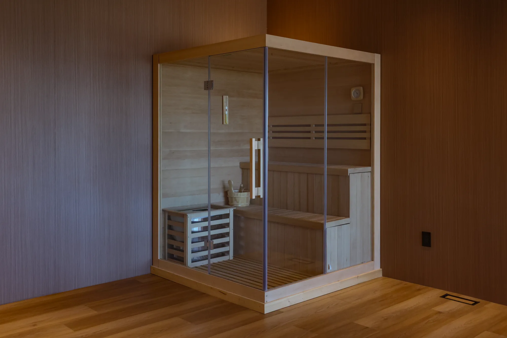 Paredes Residence gallery 10