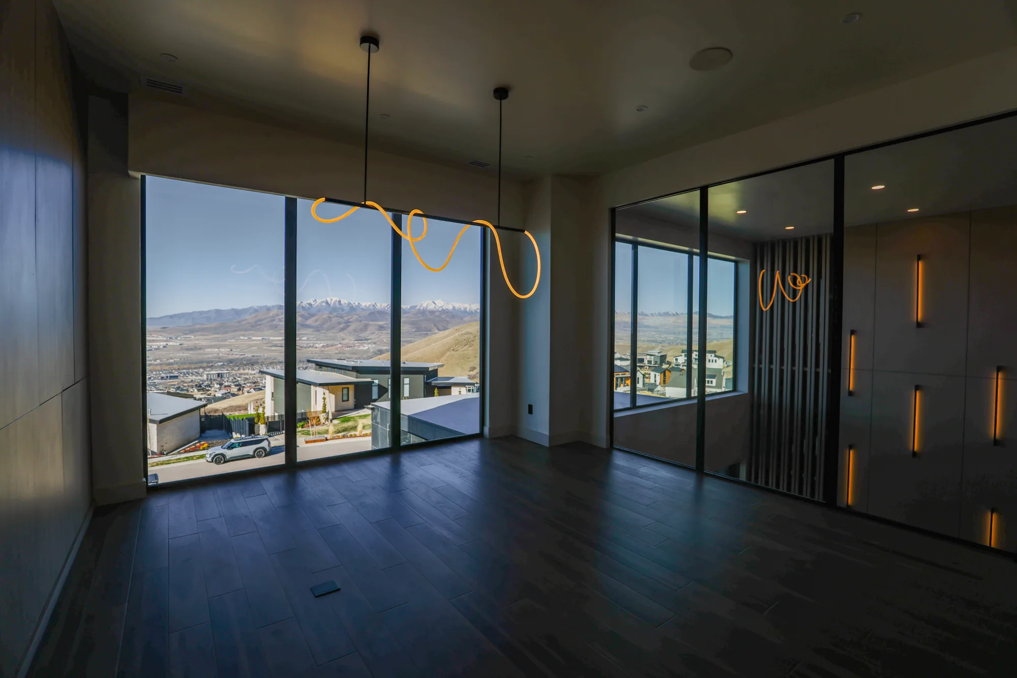Paredes Residence gallery 3