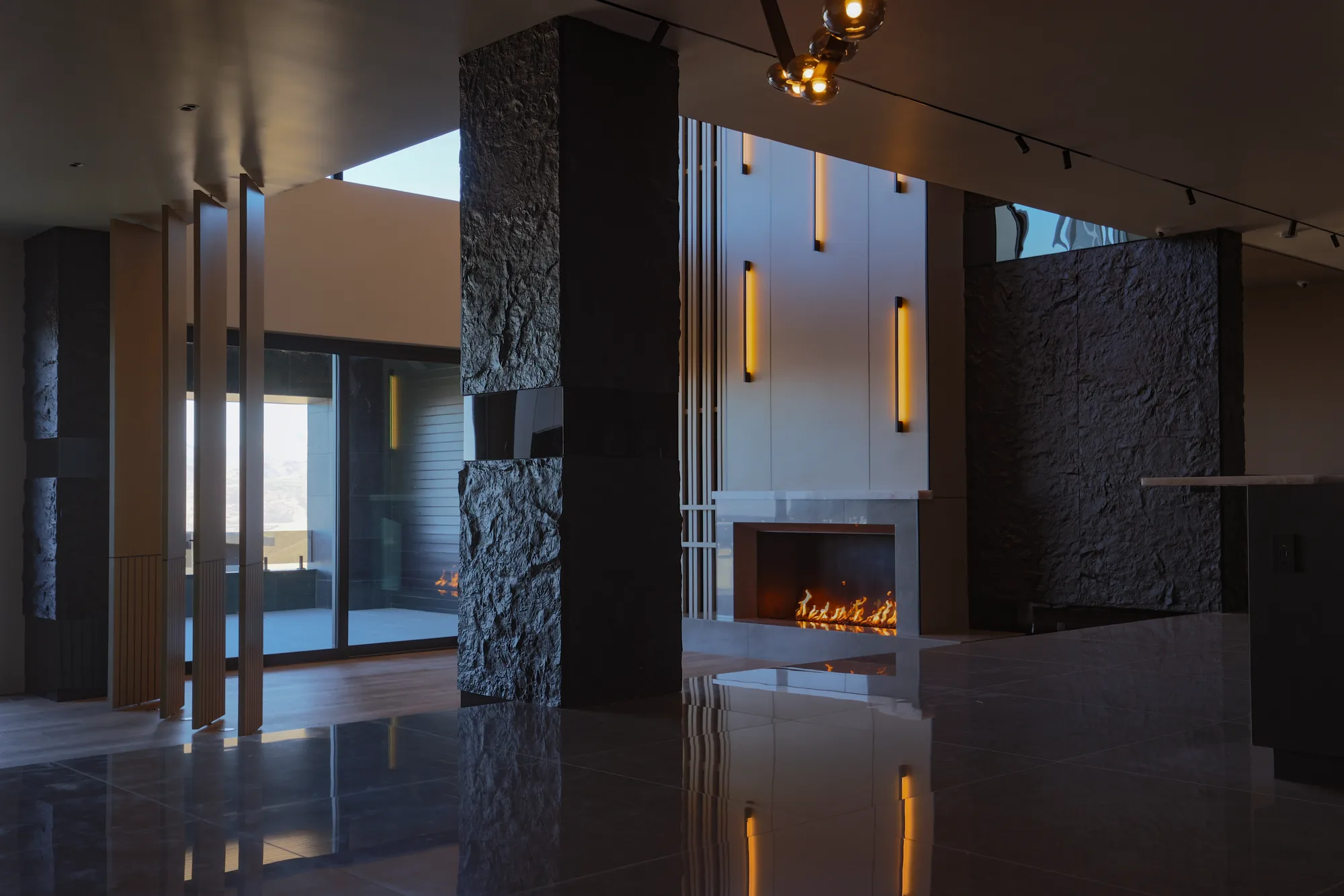 Paredes Residence gallery 7
